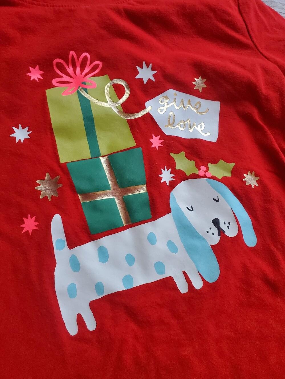 5/$20🌟Cat & Jack Red Long-Sleeve Holiday Graphic Tee - Picture 2 of 3